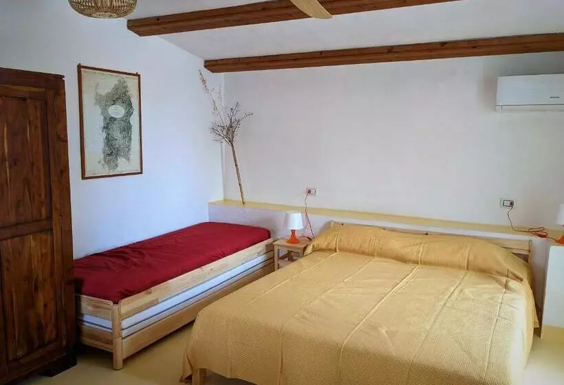 Aamiaismajoitus (B&B) Cala Vinagra House