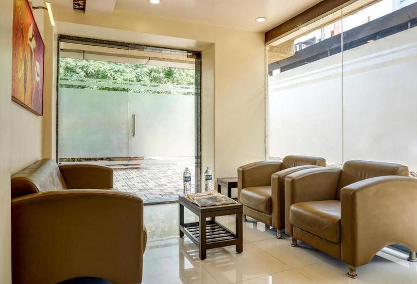 فندق Super Townhouse Oak Regal Inn Near Sant Tukaram Nagar Metro Station