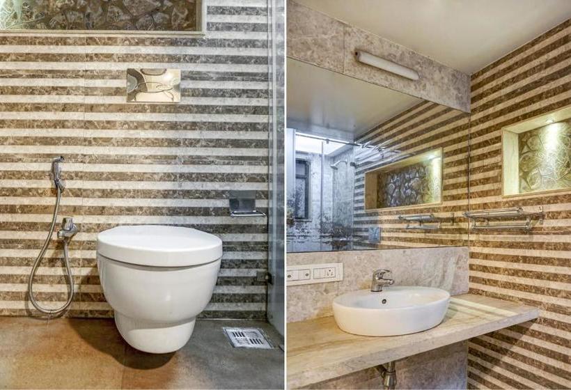 فندق Super Townhouse Oak Regal Inn Near Sant Tukaram Nagar Metro Station