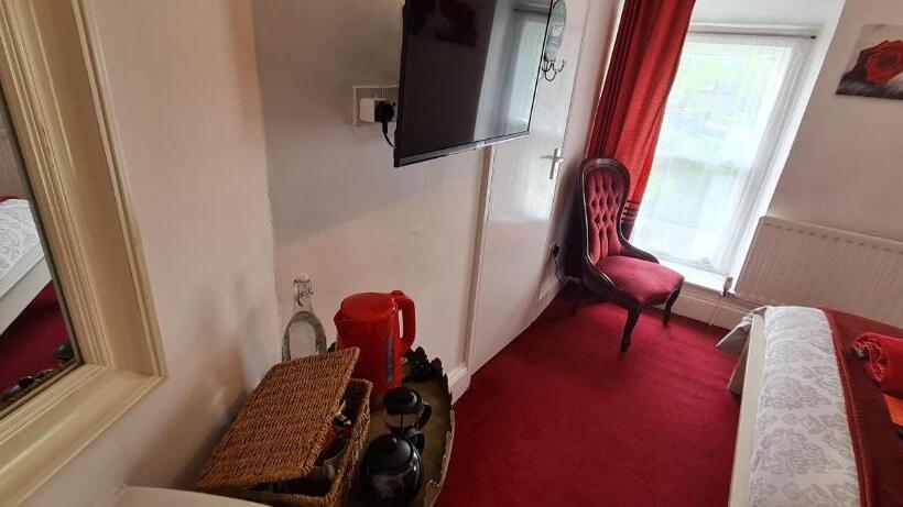 ペンション Holly Cottages