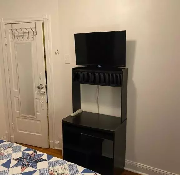 ペンション Hollywood Rentals Llc