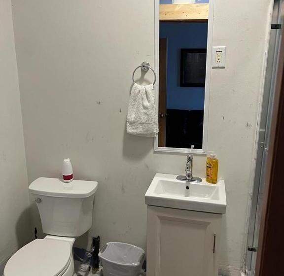 بنسيون Hollywood Rentals Llc