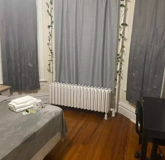 ペンション Hollywood Rentals Llc