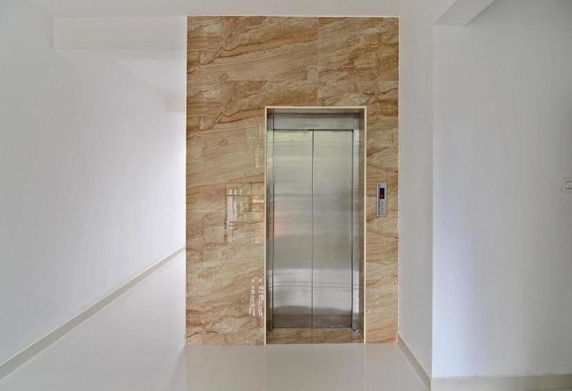 פנסיון Oyo Home 48049 Budget Stay