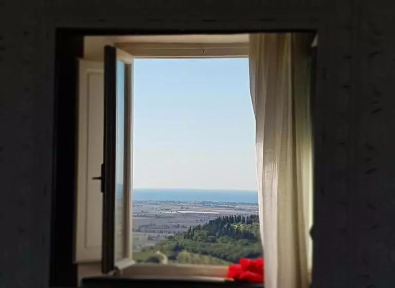 ペンション Sestosenso Suites