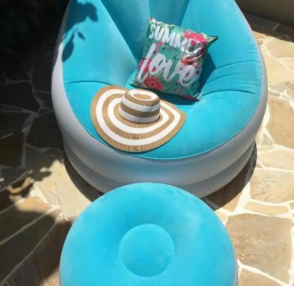 پانسیون Suítes Da Piscina