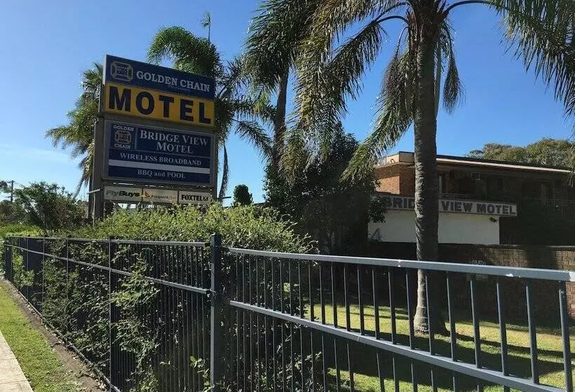 Bridge View Motel