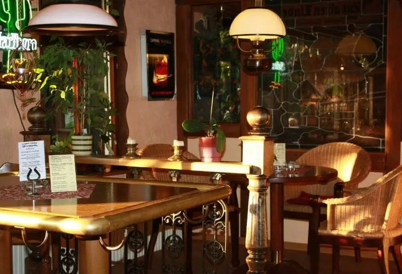 Отель Aggertal Zur Alten Linde