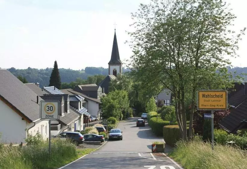 Отель Aggertal Zur Alten Linde