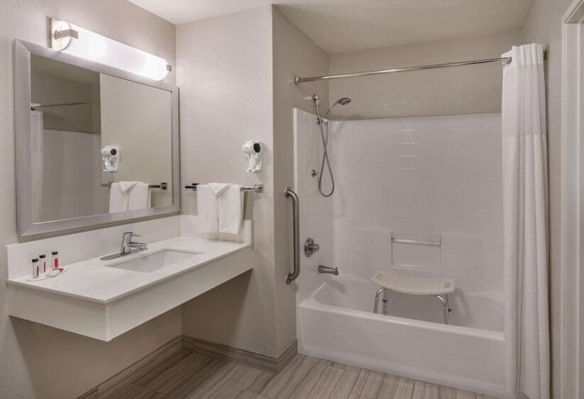 فندق Baymont By Wyndham Albuquerque Airport