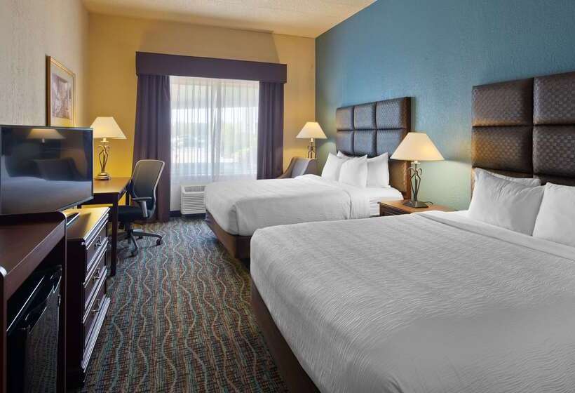 فندق Best Western Holiday Manor