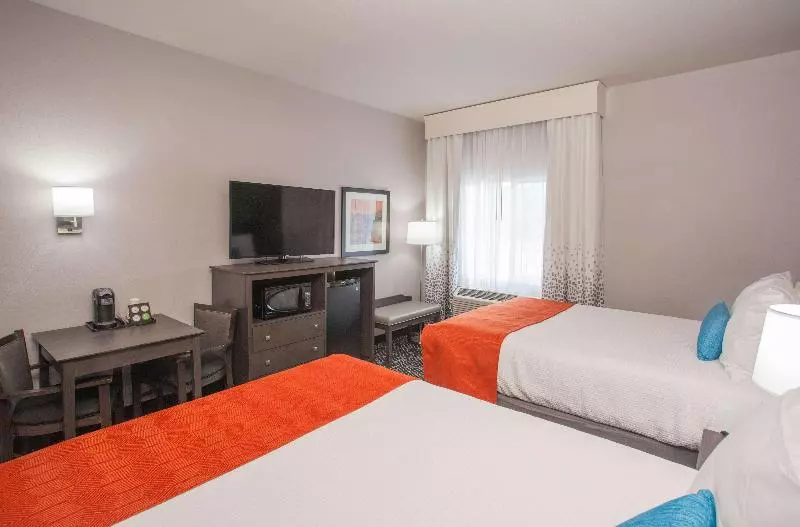 فندق Best Western Holiday Manor