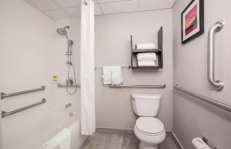 فندق Best Western Holiday Manor