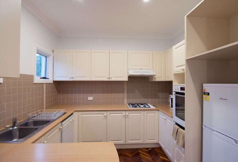 호텔 Best Western Plus Buckingham International