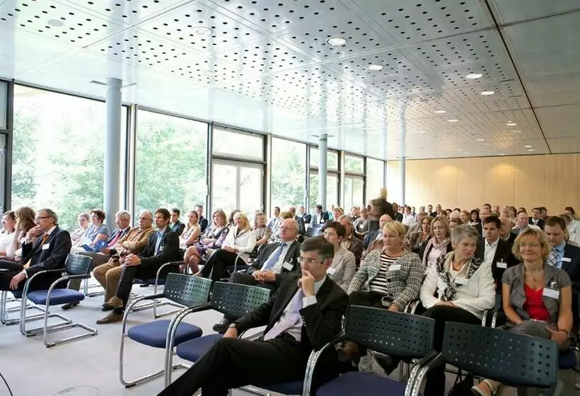 בית מלון כפרי Burg Wernberg