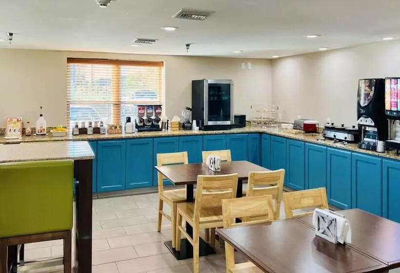 هتل Country Inn & Suites By Radisson, Panama City, Fl