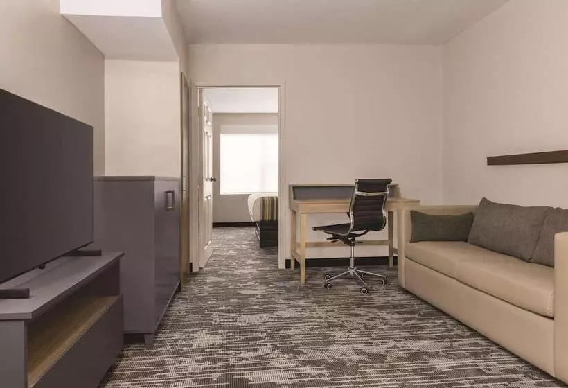 هتل Country Inn & Suites By Radisson, Panama City, Fl