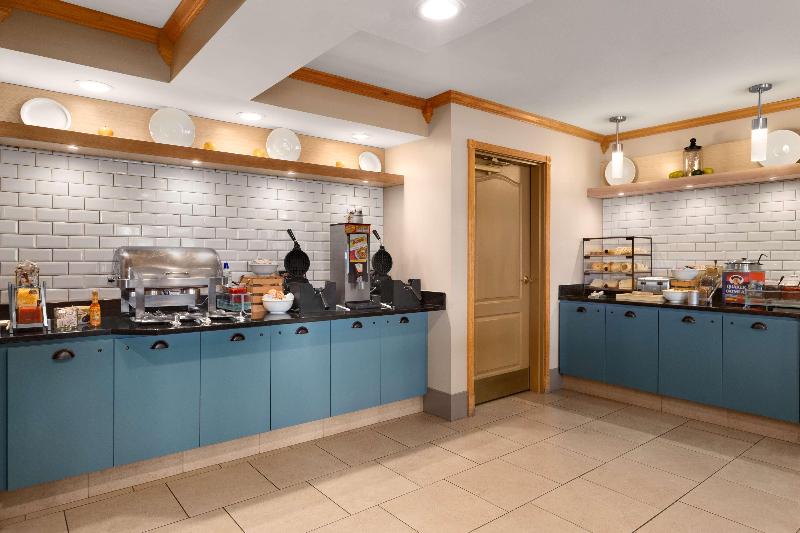 فندق Country Inn & Suites Rochester South Mayo Clinic