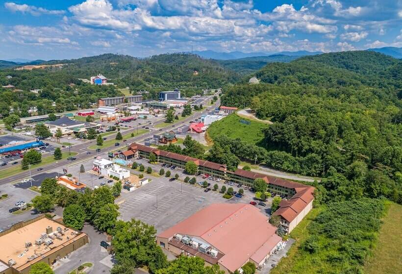 فندق Days Inn By Wyndham Pigeon Forge South