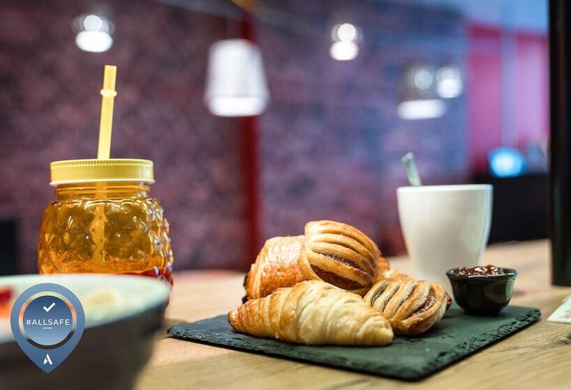 هتل Ibis Styles Lille Centre Grand Place