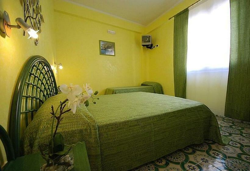 בית מלון כפרי Il Melograno