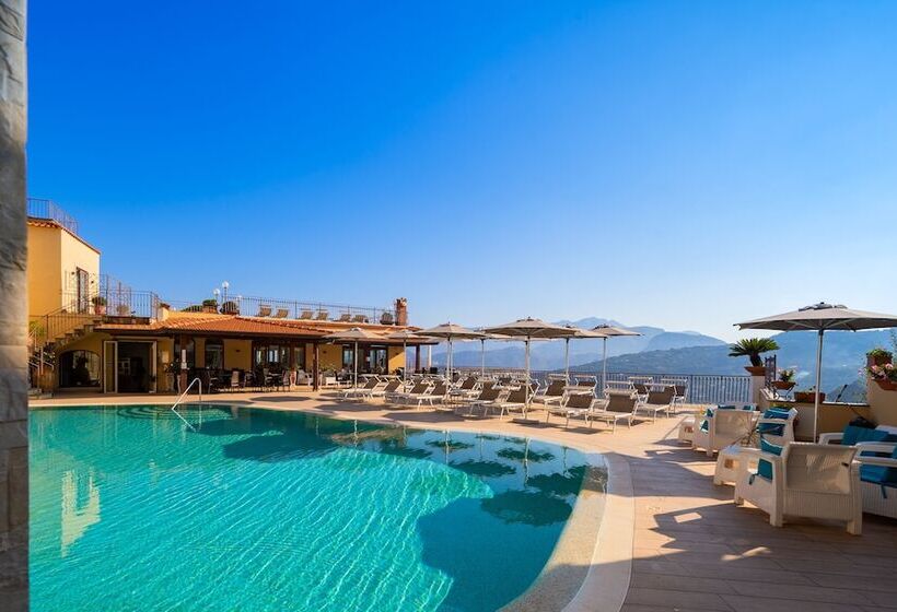 فندق La Vue D'or