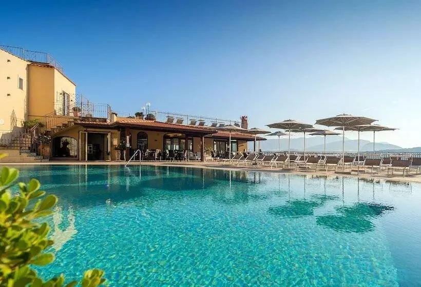 Szálloda La Vue D'or