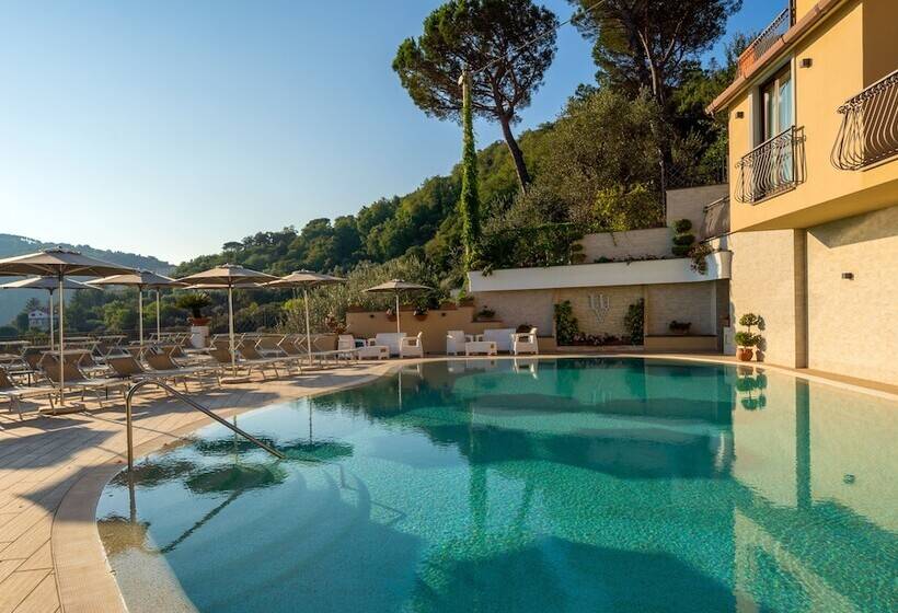 فندق La Vue D'or