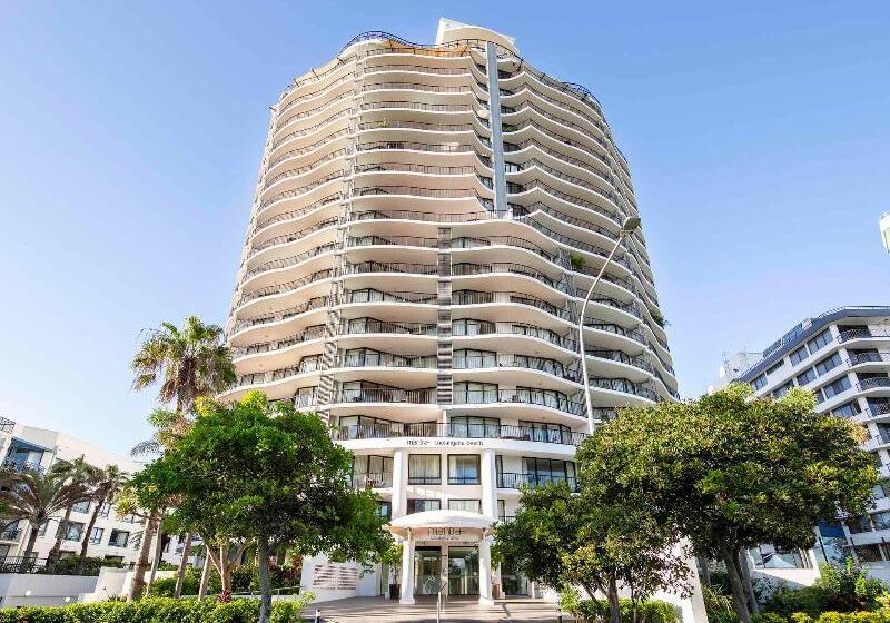 בית מלון כפרי Mantra Coolangatta Beach