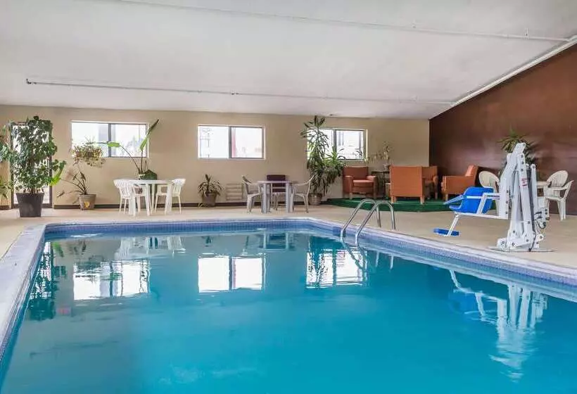 호텔 Quality Inn Mount Vernon, Il