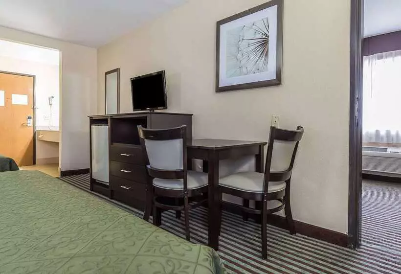 호텔 Quality Inn Mount Vernon, Il