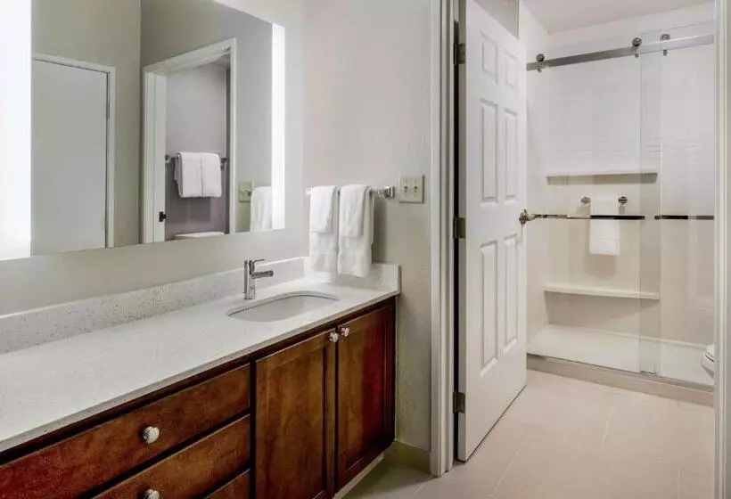 هتل Residence Inn By Marriott Chicago Oak Brook