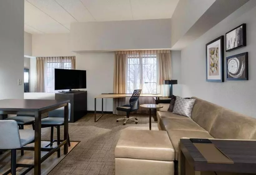هتل Residence Inn By Marriott Chicago Oak Brook