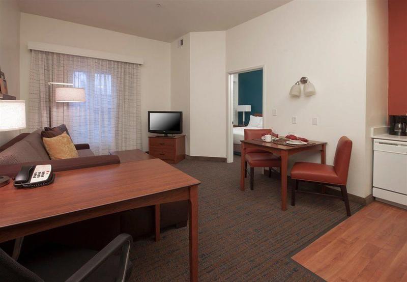فندق Residence Inn Des Moines West At Jordan Creek Town Center