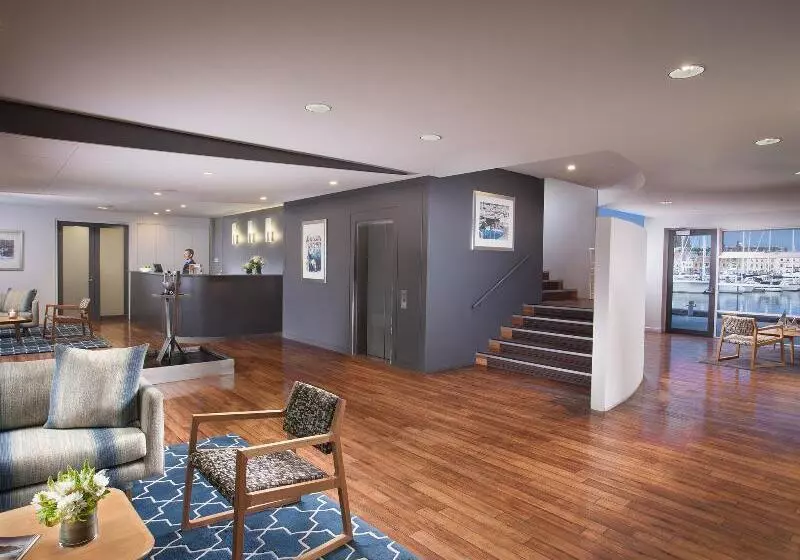 Hotel Somerset On The Pier Hobart