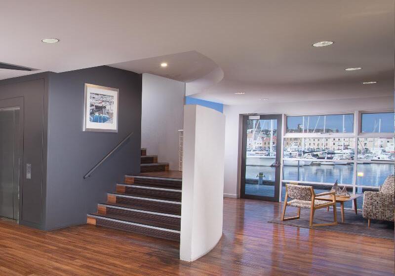 Hotel Somerset On The Pier Hobart