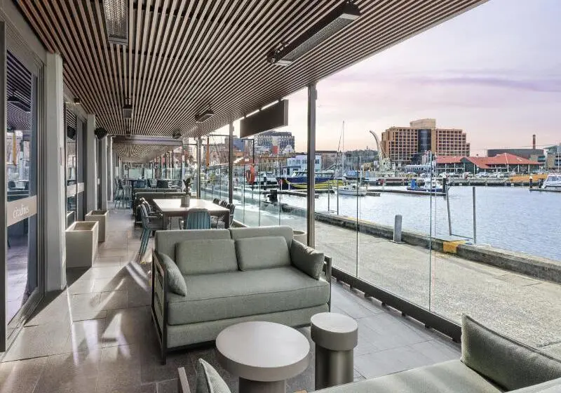 ホテル Somerset On The Pier Hobart