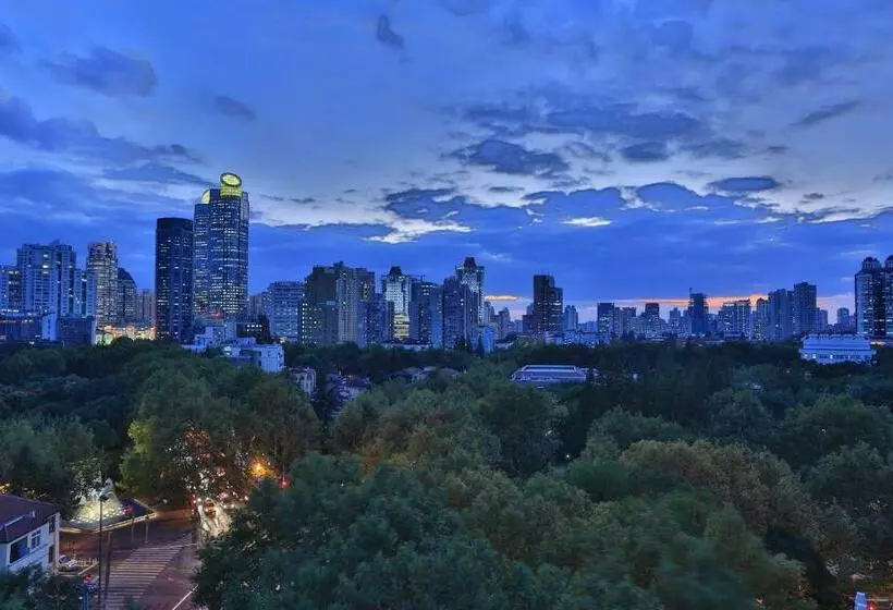 Lestie Hotel Shanghai Xujiahui Hengshan Road