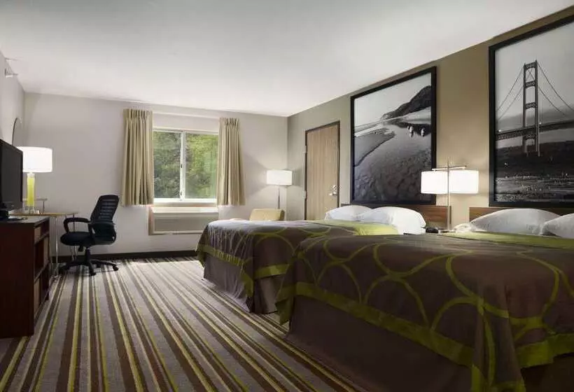 מוטל Super 8 By Wyndham Manistee