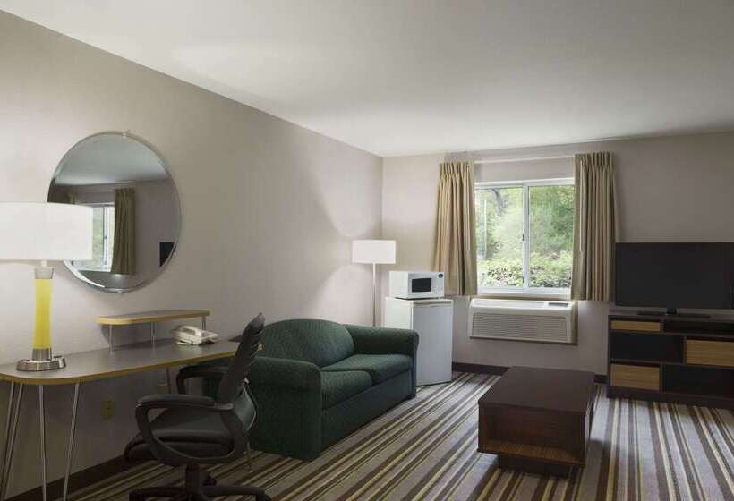 Motelli Super 8 By Wyndham Manistee