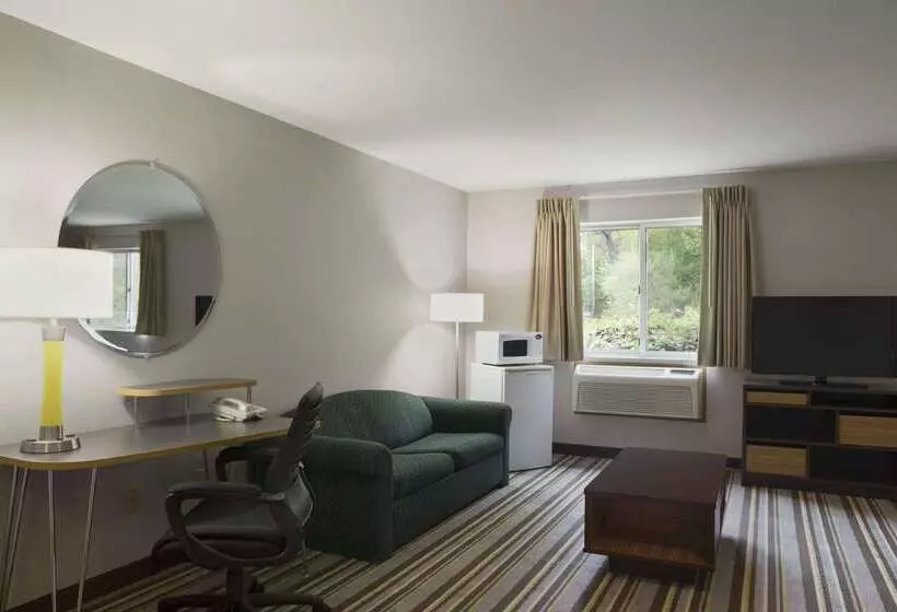 מוטל Super 8 By Wyndham Manistee