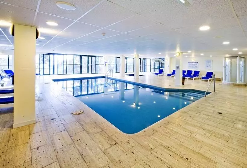 Mt Buller Chalet Hotel & Suites