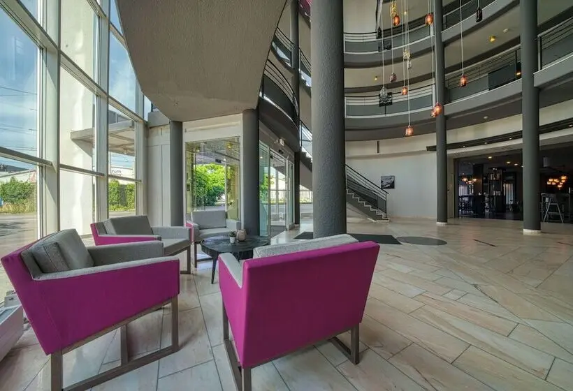 هتل PLAZA INN Salzburg Messe