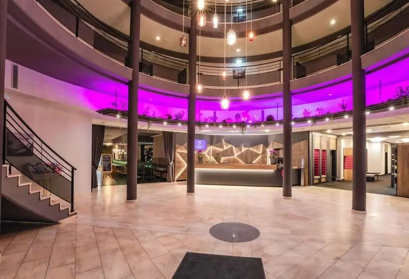هتل PLAZA INN Salzburg Messe
