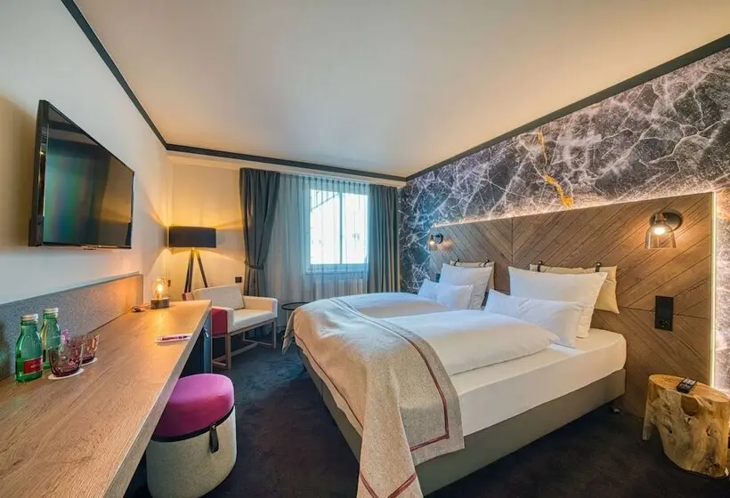 هتل PLAZA INN Salzburg Messe