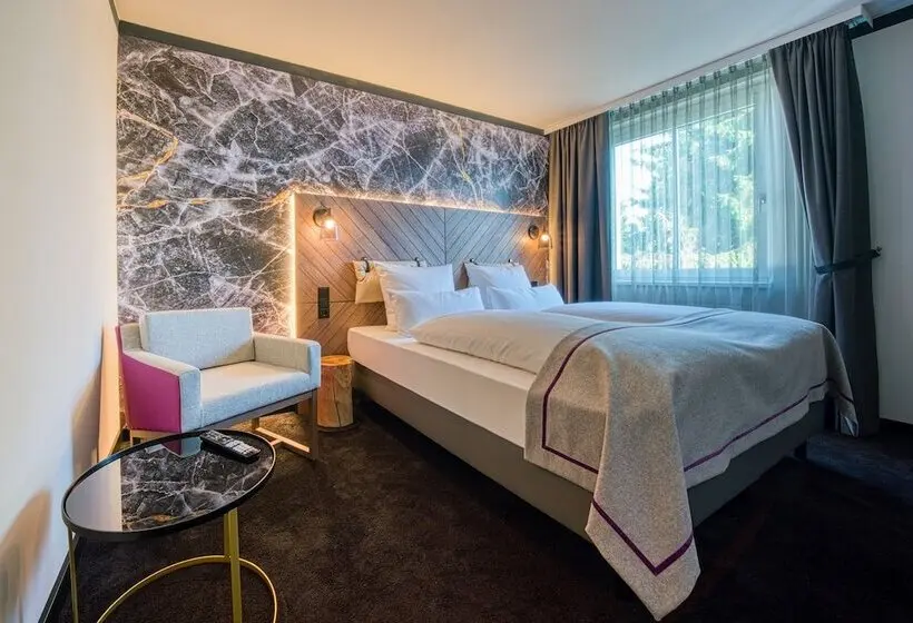 هتل PLAZA INN Salzburg Messe