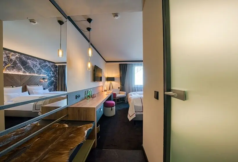 هتل PLAZA INN Salzburg Messe
