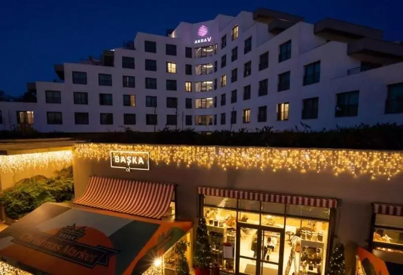 هتل Akra V