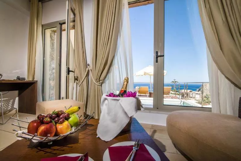 Antinea Suites Hotel & Spa