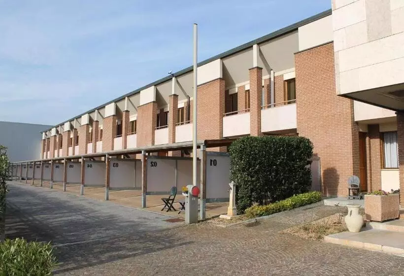 ホテル Cangrande Di Soave